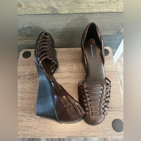 Dockers Women’s “Dkanak” Brown Leather‎ Wedge Heels Size 9M - Picture 7 of 11